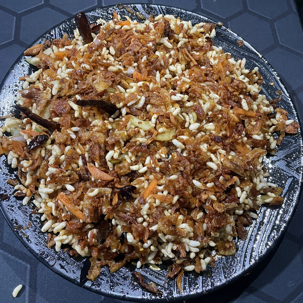 বালাচাও ভর্তা ও মুড়ি